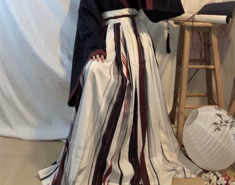 出汉服 pdd店铺汉服芸萃楼 正品 齐腰晋...