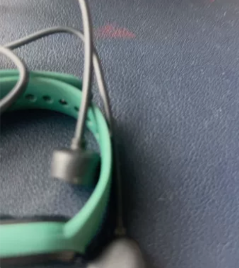 小米手环5 买了最新的8，故闲置出，智能心...