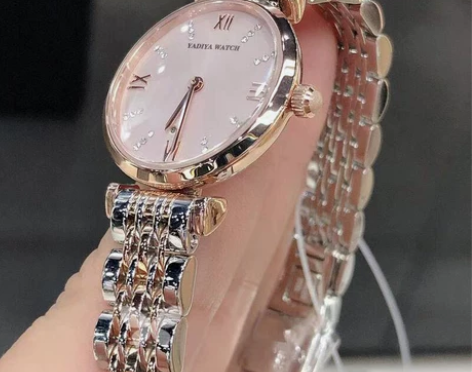 ?阿玛妮正品满天星手表女士十大2021新款...