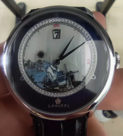 罗宾尼 创意山水 41表径11厚度 买来一...