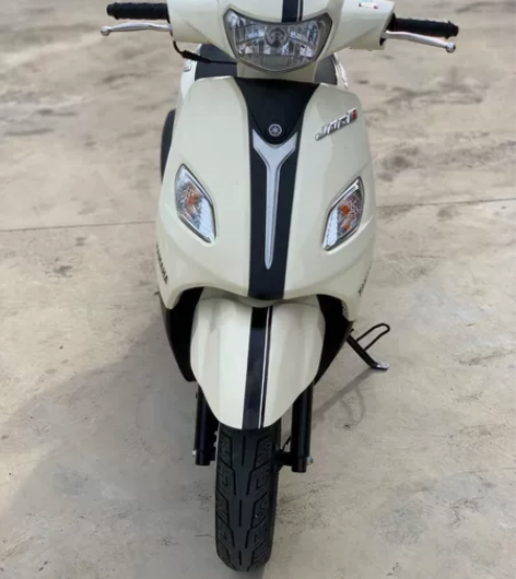 米黄纪念版 二手摩托车 雅马哈巧格i 极品...