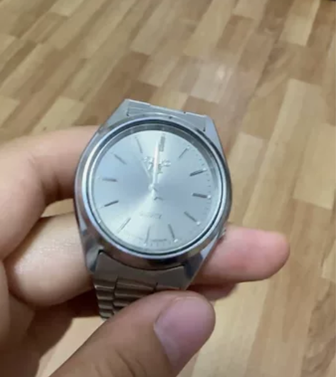 日本精工石英表正常走时 感兴趣的话点“我想...