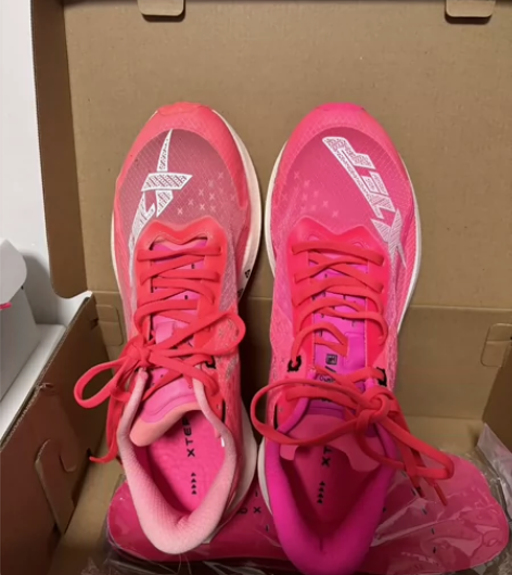 特步160X2.0碳板竞速跑鞋  全掌碳板...