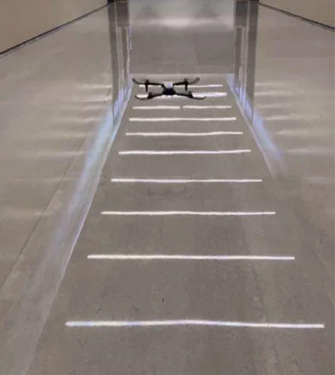 女大学生出闲置无人机8K大疆 旅游的时候买...