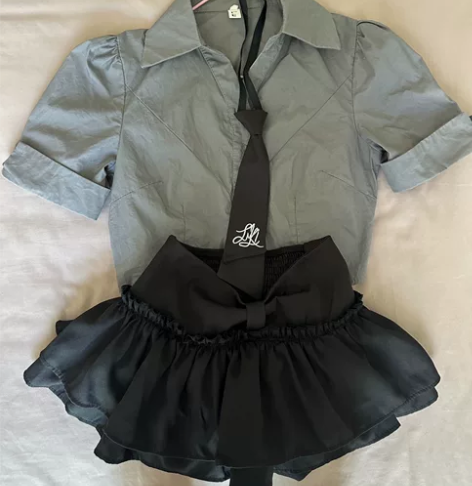 均码和s码 感兴趣的话点“我想要”和我私聊...