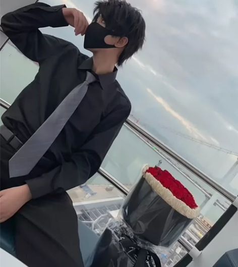 【漫囧】 恋与制作人 总裁 李泽言 黑色日...