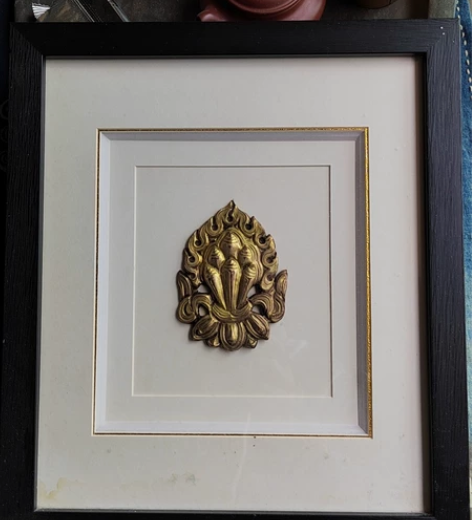 清，捶揲工艺满鎏金超大摩尼宝，已装裱，标价...