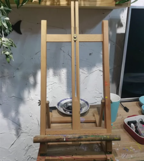 桌面画架，二手，十元一个，不影响使用 感兴...