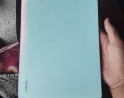 ?小米平板5，6+256的，换过外屏，背光...