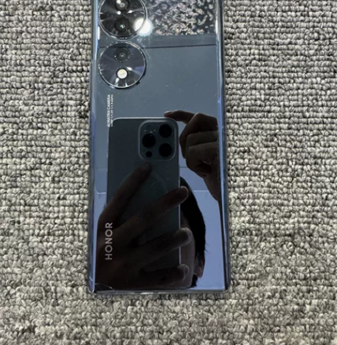 型号：荣耀70 颜色：黑色 版本：双卡 全...