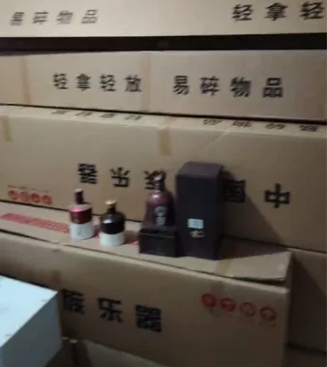 古筝，开班的东西，基本很新，300包邮，带...