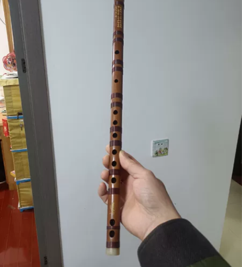 正品湛文兵笛子e调，功能正常，成色自定见图...