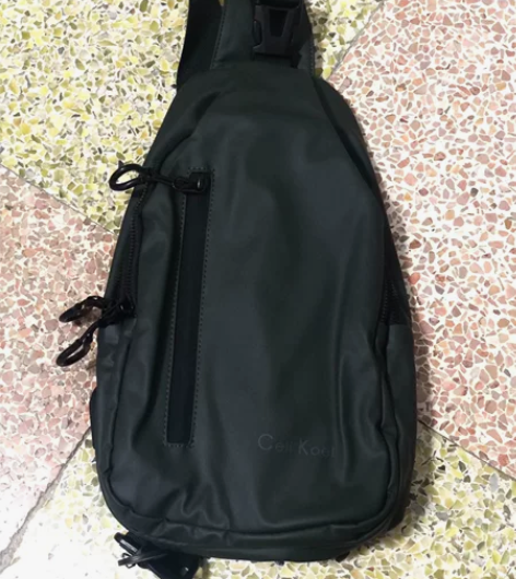 全新CeliKoel新款男士胸包防水背包休...