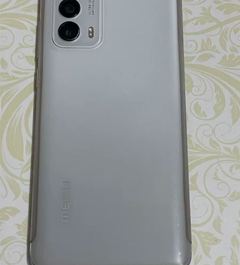 ?魅族18，8+128，功能一切正常稳定使...