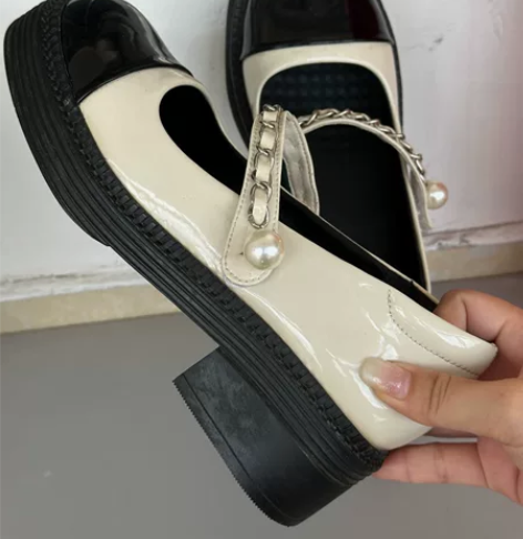 小香风玛丽珍鞋，35码 感兴趣的话点“我想...