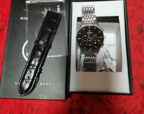 买了不喜欢了，便宜出了，原装盒子都齐全，送...