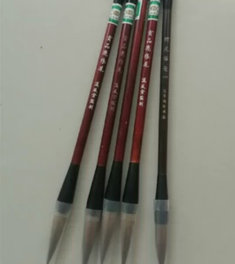 精品鹿狠尾笔四支狸尾狼毫一支，每支都是精品...