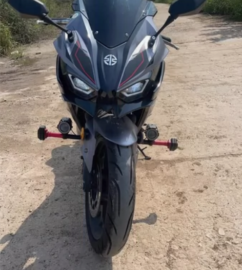 21年上牌，国威400cc双缸，新车一台，...