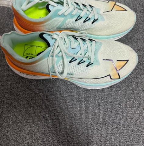 特步五分速跑步鞋男款动力巢中考体测运动鞋网...