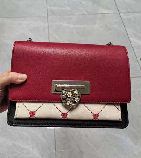 欧时纳包包女，9成新，非偏远可包邮 时尚百...