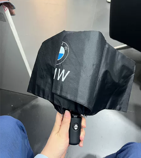 车展结束没送完的奔驰汽车雨伞，全自动折叠伞...