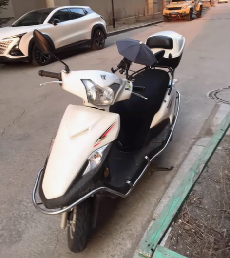 豪爵vf125 顶配双起杠箱  21年 1...