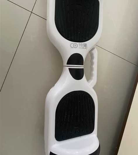 一个月前买的，就玩一次，孩子不敢骑，故转手...