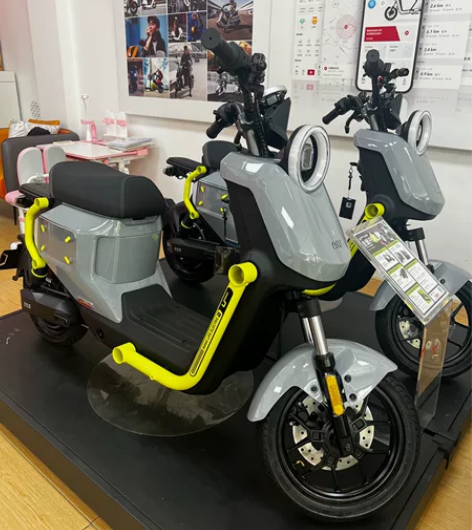 新款小牛电动U Max电动自行车 新国标电...