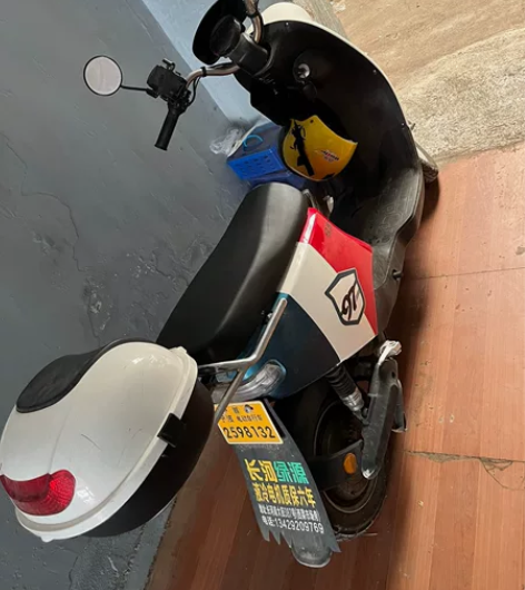 绿源新国标电动车，限速25码，48安锂电池...