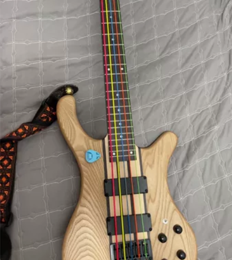 5拼枫木bass，24品，主动拾音，带静音...