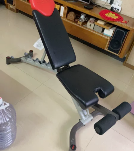 哑铃凳、超厚铁架非常稳、架子和凳子非常稳的...