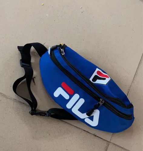 #跑步腰包#斐乐腰包，斐乐小腰包。朋友工厂...