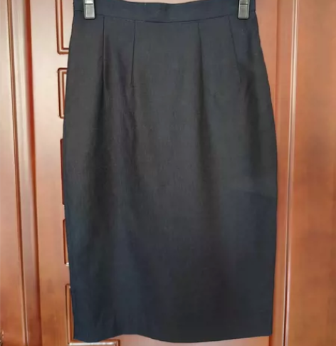 一步裙，全夹，几乎全新，做工精细，上身效果...