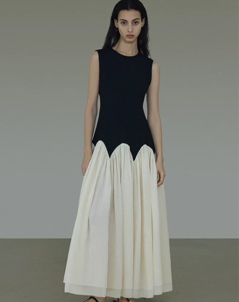 UNSPOKEN圆领无袖连衣裙女设计感小众...