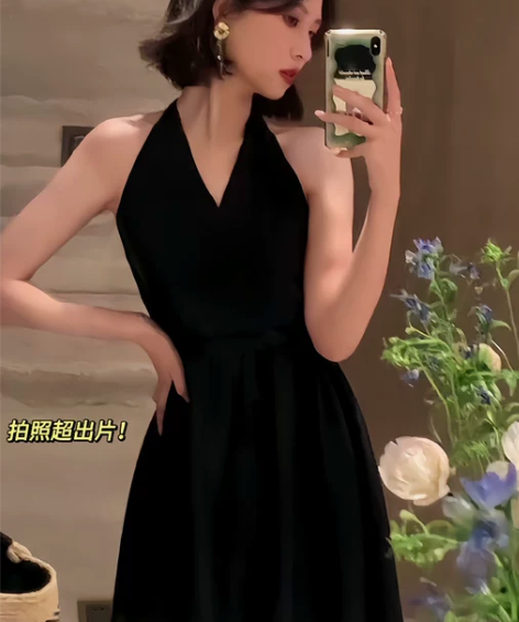 Blue Vintage赫本复古港风裙子挂...