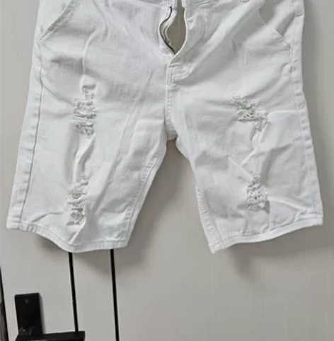 男士破洞牛仔破洞短裤 白色 31码