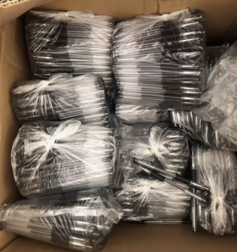 清仓20支8.5元包邮高质量中性笔黑色子弹...