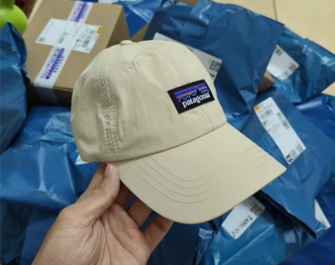 清一顶速干帽，吊牌没有了，但是保证全新一次...