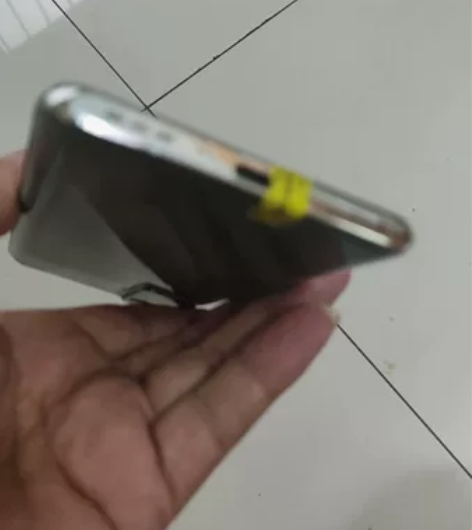 中兴axon30全网通5g手机 机器无拆修...