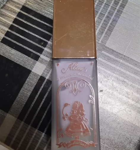 滋色轻羽修颜隔离霜 剩1/3的 23r 滋...