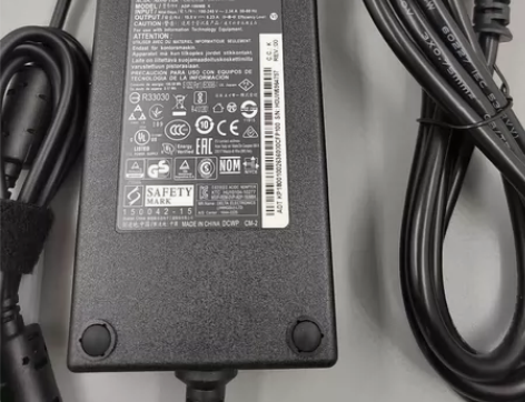 原装宏碁180W电源适配器，适用暗影骑士擎...