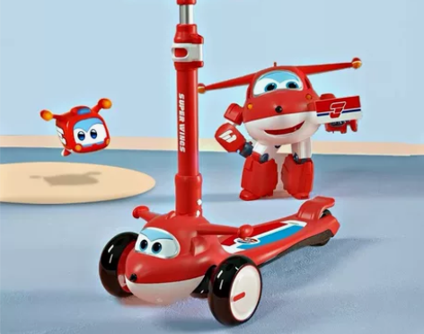 滑板车，奥特曼和爱莎公主 趁娃放暑假，赶紧...