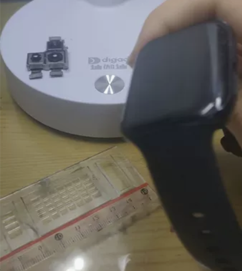 OPPOwatch1代46mm版本曲面屏，...