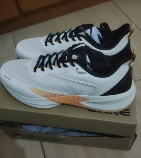 鸿星尔克（ERKE）男鞋逐影2跑步鞋202...