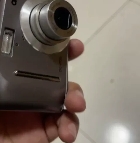 爱国者数码相机，型号dc-v720，720...