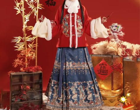 原创汉服女明制马面裙冬袄红色方领中国风拜年...