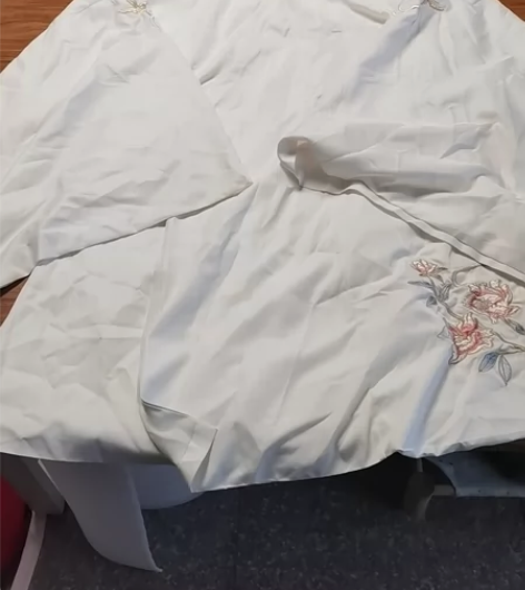 非成套 汉服戏服 便宜出 非偏远包邮 接受...