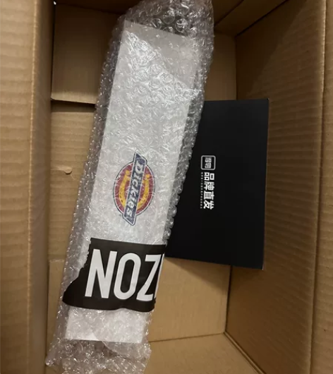 某物上买的Dickies，因买回来忘记开箱...