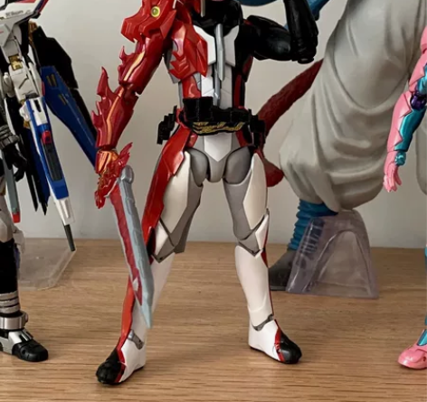 【全新】 万代 四角尖尖假面骑士圣刃shf...