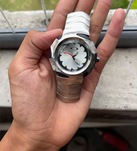 全新Oak小众leyDF刀锋设计手表有标！...